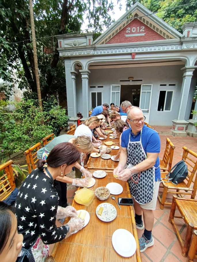 Hanoi day tour Class cooking in Bavi, Vietnam
