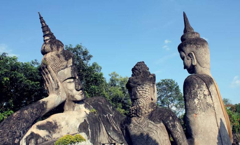 Laos travel guide - Tourist attractions Budhha Park