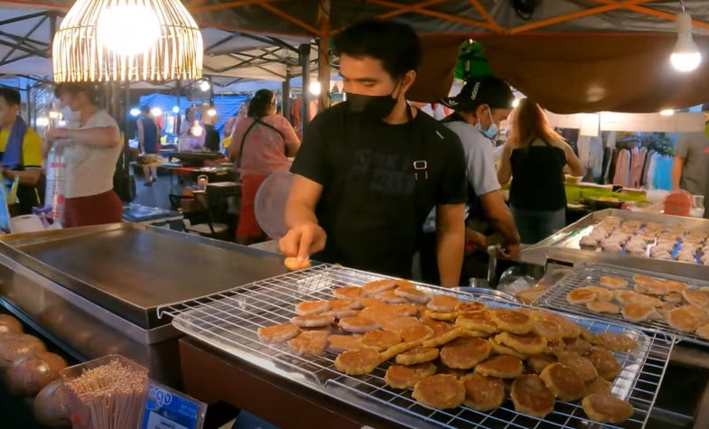 Phuket Street Food Tour: A Culinary Adventure