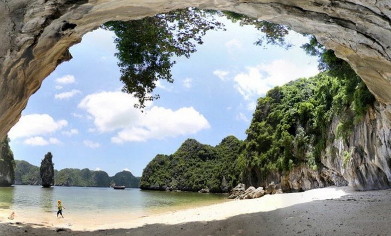 The exact location of Dau Go Cave