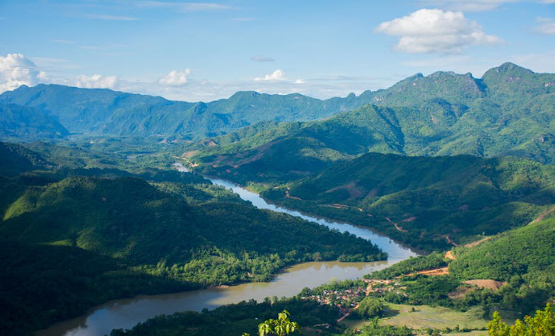 Things to see in Laos - Viewpoint Nong Khiaw