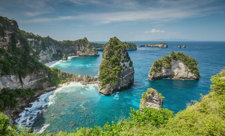 Weather Differences Across Indonesian Regions in July