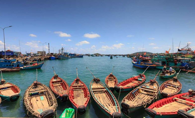 Phu Quoc Island guides, Phu Quoc Ham Ninh Fishing Village, trip to Phu Quoc Island